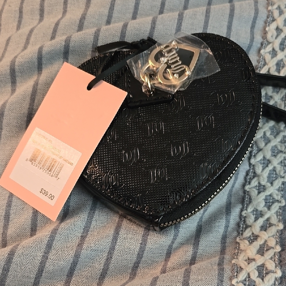 Black Heart-Shaped Women's Bag